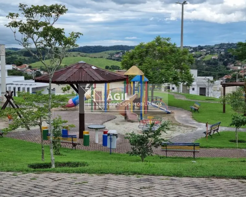 Foto 2 de Terreno / Lote à venda, 347m2 em Sao Jose Dos Campos - SP