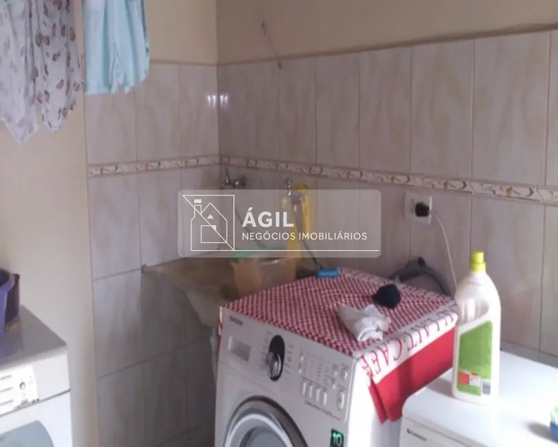 Foto 2 de Casa com 3 quartos à venda, 250m2 em Sao Jose Dos Campos - SP