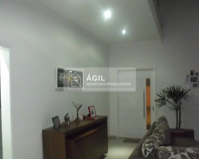 Foto 4 de Casa com 3 quartos à venda, 300m2 em Sao Jose Dos Campos - SP