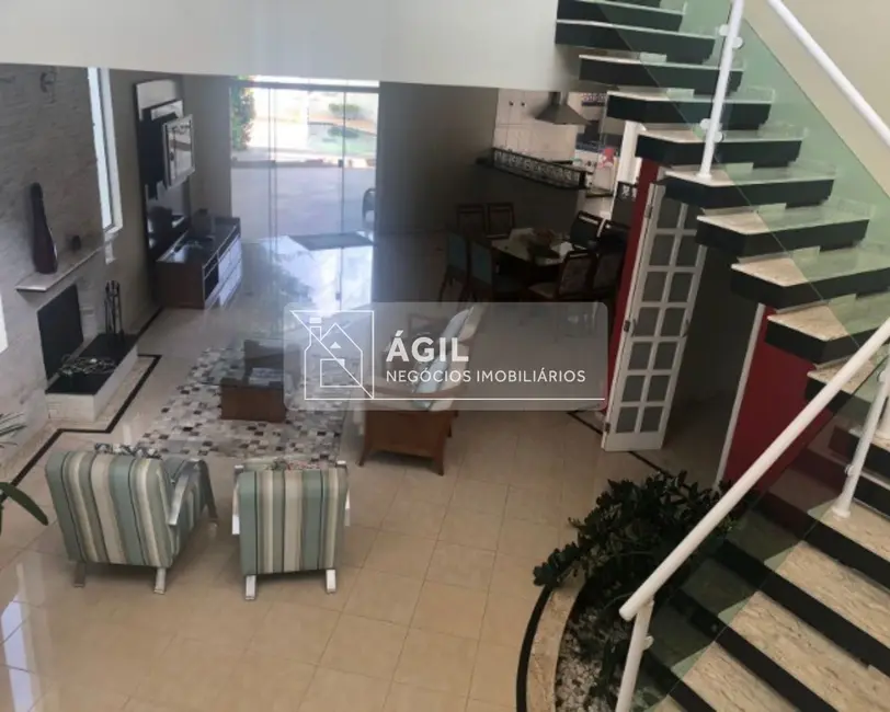 Foto 4 de Casa com 5 quartos à venda, 444m2 em Sao Jose Dos Campos - SP