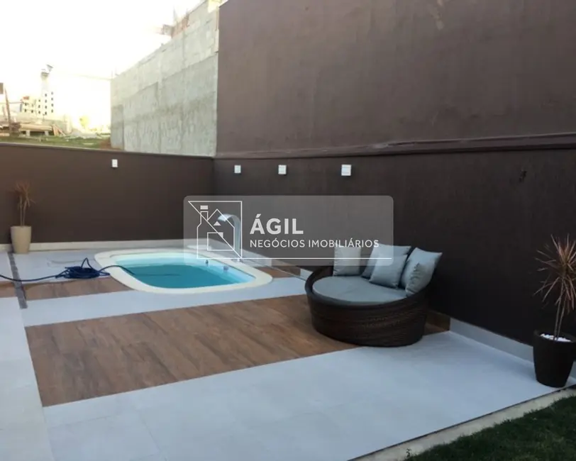 Foto 9 de Casa de Condomínio com 3 quartos para alugar, 300m2 em Cacapava - SP