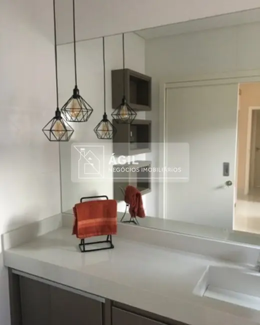 Foto 7 de Casa de Condomínio com 3 quartos para alugar, 300m2 em Cacapava - SP