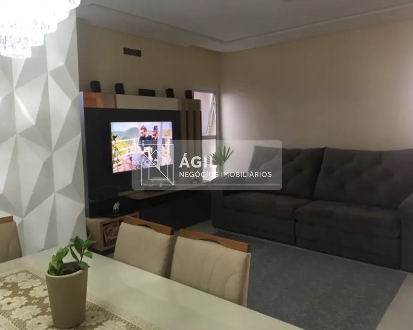 Foto 2 de Casa de Condomínio com 3 quartos para alugar, 300m2 em Cacapava - SP