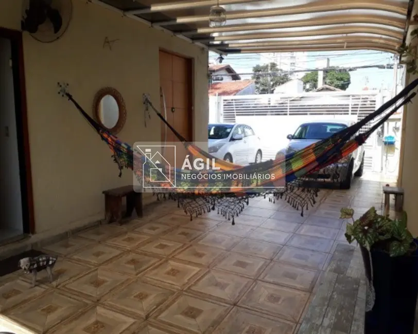 Foto 3 de Casa com 4 quartos à venda, 350m2 em Sao Jose Dos Campos - SP