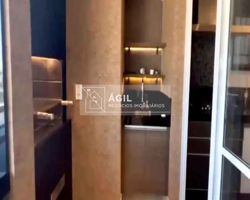 Apartamento com 3 quartos para alugar, 147m2 em Sao Jose Dos Campos - SP - imagem 5 Foto 5 de Apartamento com 3 quartos para alugar, 147m2 em Sao Jose Dos Campos - SP