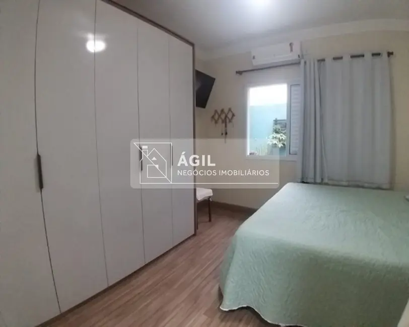 Foto 6 de Casa com 3 quartos à venda, 250m2 em Loteamento Villa Branca, Jacarei - SP