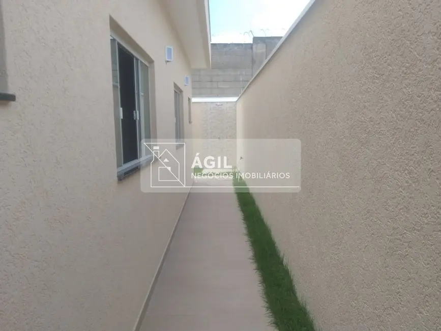 Foto 3 de Casa de Condomínio com 3 quartos à venda, 131m2 em Caçapava Velha, Cacapava - SP