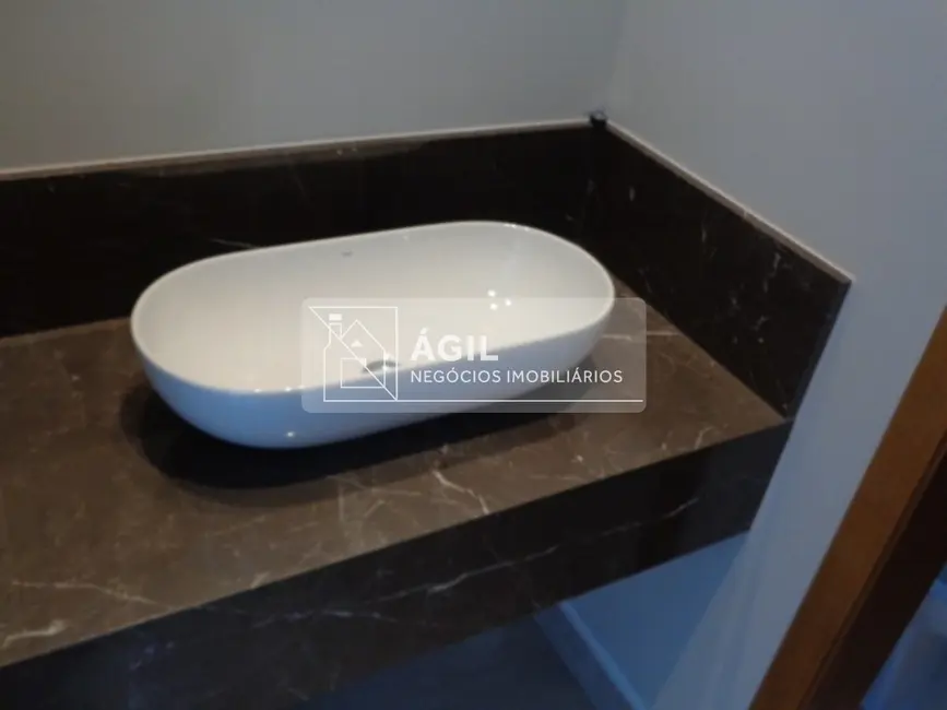 Foto 7 de Casa com 4 quartos à venda, 400m2 em Sao Jose Dos Campos - SP