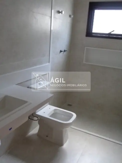 Foto 4 de Casa com 4 quartos à venda, 400m2 em Sao Jose Dos Campos - SP