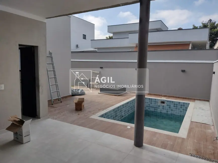 Foto 4 de Casa de Condomínio com 3 quartos à venda, 300m2 em Cacapava - SP