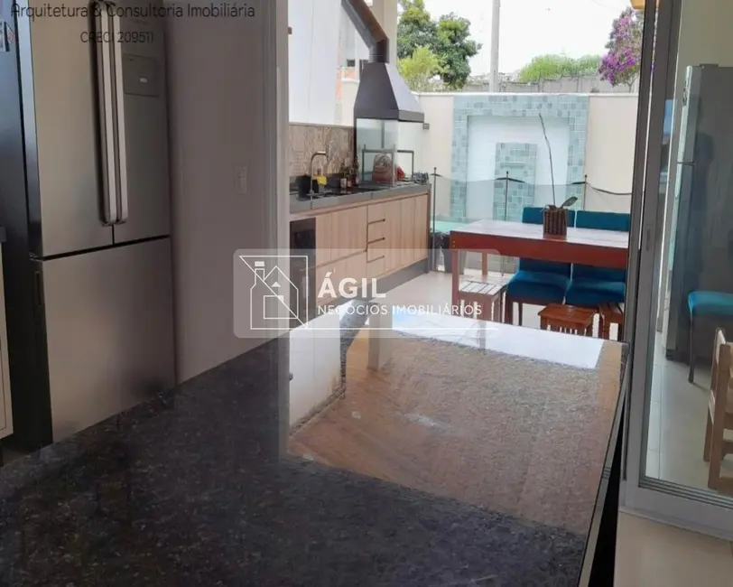 Foto 4 de Casa de Condomínio com 3 quartos à venda, 250m2 em Jardim Residencial Golden Park, Jacarei - SP