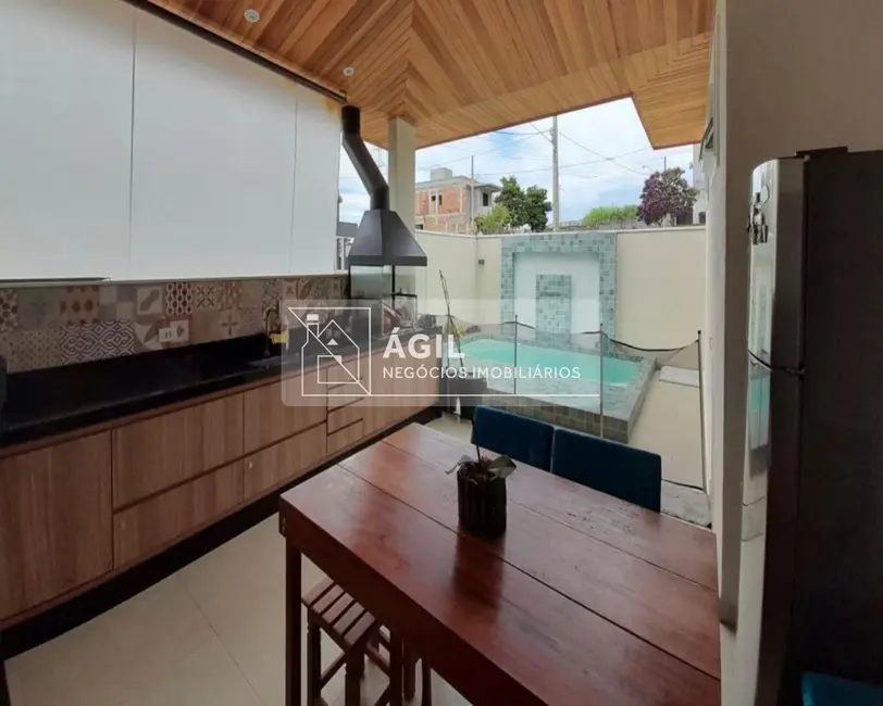 Foto 5 de Casa de Condomínio com 3 quartos à venda, 250m2 em Jardim Residencial Golden Park, Jacarei - SP