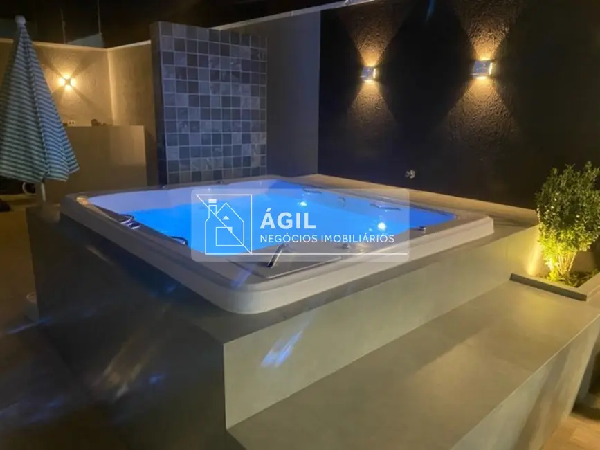 Foto 1 de Casa com 3 quartos à venda, 250m2 em Loteamento Villa Branca, Jacarei - SP