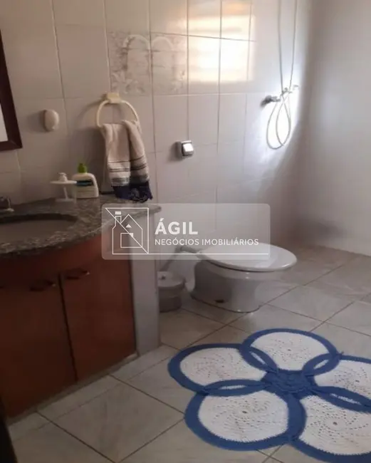 Foto 3 de Casa com 3 quartos à venda, 275m2 em Sao Jose Dos Campos - SP