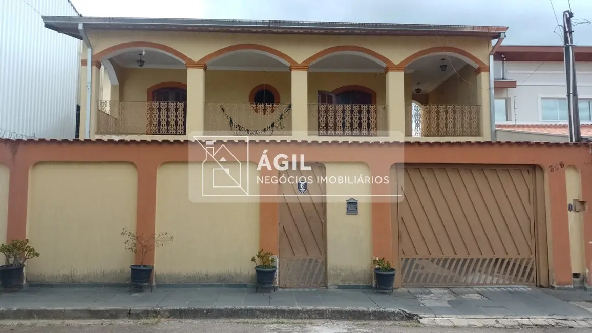 Foto 9 de Casa com 3 quartos à venda, 275m2 em Sao Jose Dos Campos - SP