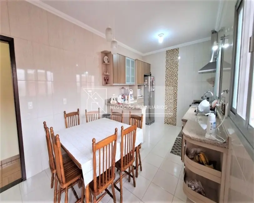 Foto 8 de Casa com 3 quartos à venda, 313m2 em Sao Jose Dos Campos - SP