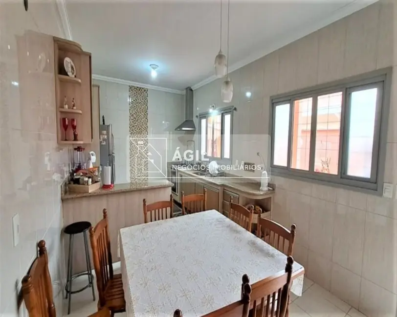 Foto 7 de Casa com 3 quartos à venda, 313m2 em Sao Jose Dos Campos - SP