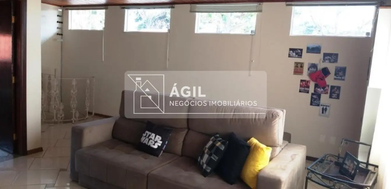 Casa com 3 quartos à venda, 300m2 em Sao Jose Dos Campos - SP - imagem 6 Foto 6 de Casa com 3 quartos à venda, 300m2 em Sao Jose Dos Campos - SP