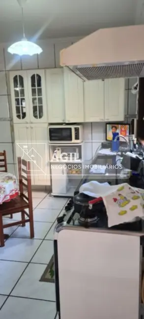 Foto 9 de Casa com 2 quartos à venda, 188m2 em Jardim Altos de Santana II, Jacarei - SP