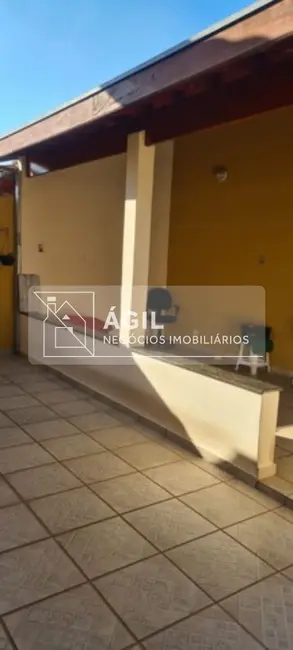 Foto 8 de Casa com 2 quartos à venda, 188m2 em Jardim Altos de Santana II, Jacarei - SP