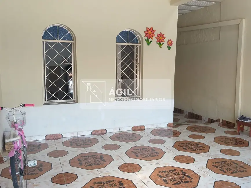 Foto 2 de Casa com 3 quartos à venda, 125m2 em Sao Jose Dos Campos - SP