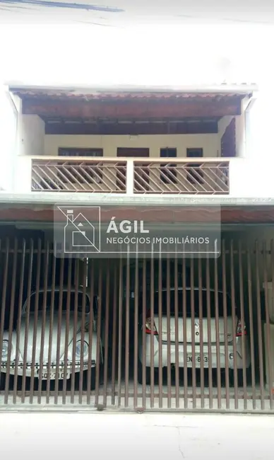 Foto 3 de Casa com 4 quartos à venda, 211m2 em Sao Jose Dos Campos - SP