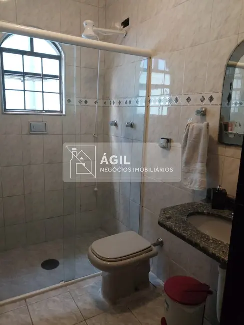 Foto 3 de Casa com 3 quartos à venda, 250m2 em Sao Jose Dos Campos - SP