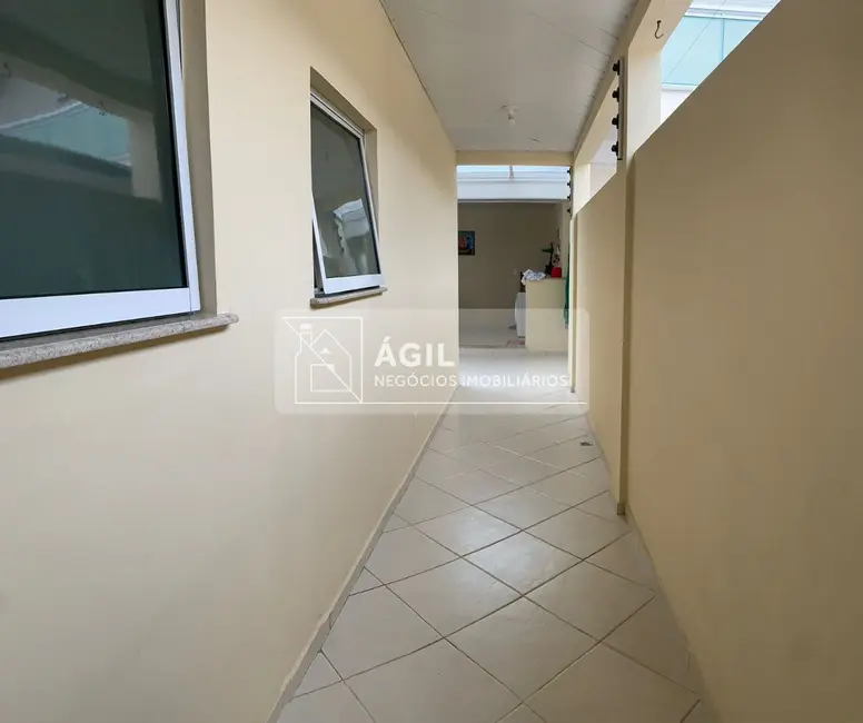 Foto 3 de Casa com 3 quartos à venda, 250m2 em Sao Jose Dos Campos - SP