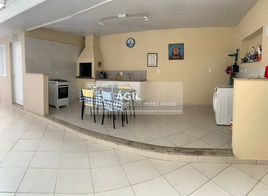 Foto 5 de Casa com 3 quartos à venda, 250m2 em Sao Jose Dos Campos - SP