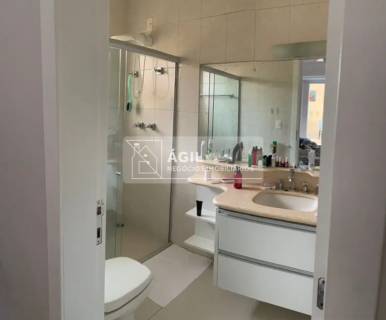 Foto 8 de Casa com 3 quartos à venda, 250m2 em Sao Jose Dos Campos - SP