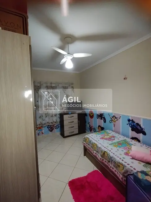 Foto 4 de Casa com 3 quartos à venda, 175m2 em Parque Residencial Santo André, Cacapava - SP