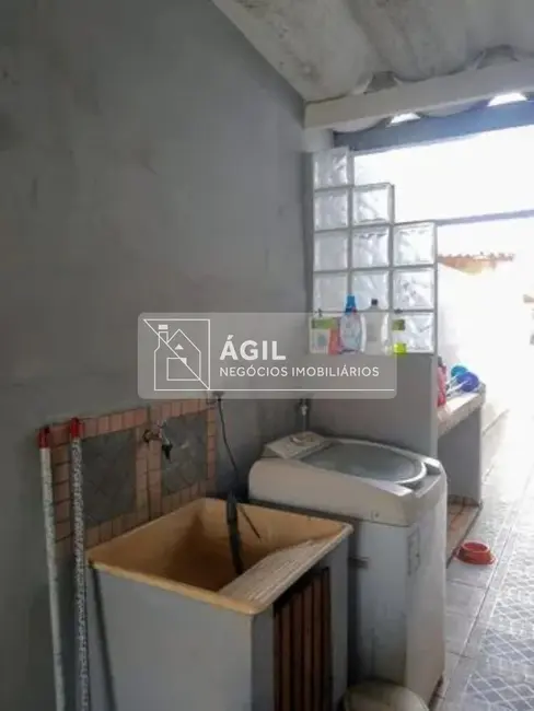 Foto 3 de Casa com 4 quartos à venda, 300m2 em Sao Jose Dos Campos - SP