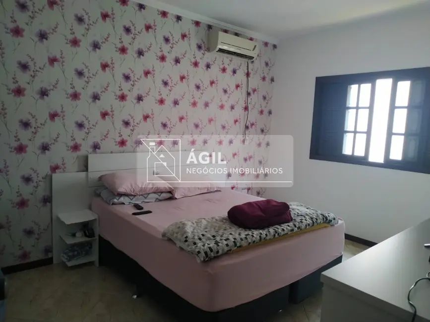 Foto 7 de Casa com 3 quartos à venda, 140m2 em Sao Jose Dos Campos - SP