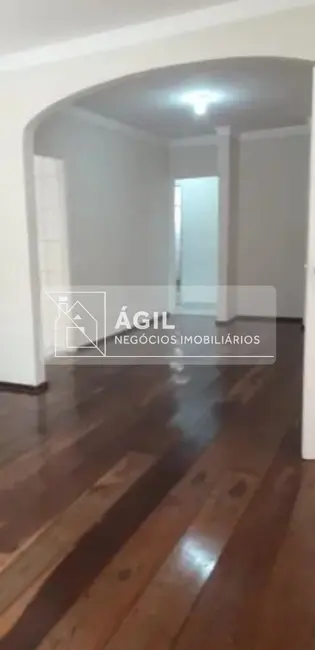 Foto 6 de Casa com 4 quartos à venda, 250m2 em Sao Jose Dos Campos - SP
