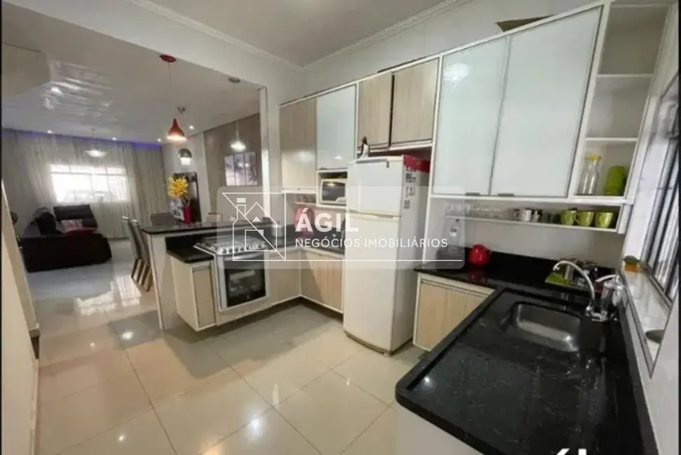 Foto 5 de Casa com 3 quartos à venda, 224m2 em Loteamento Villa Branca, Jacarei - SP