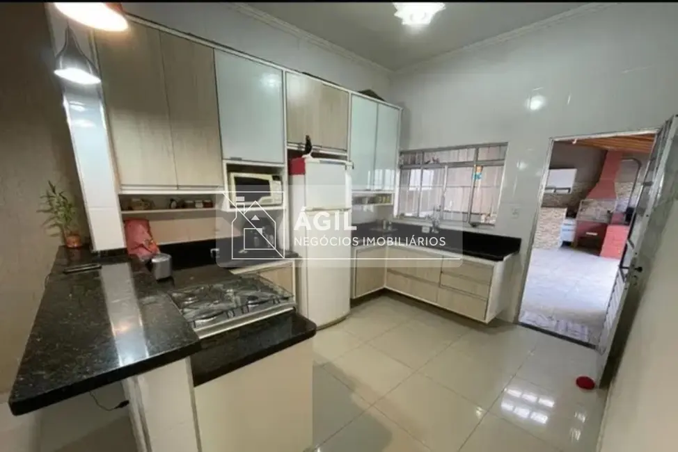 Foto 1 de Casa com 3 quartos à venda, 224m2 em Loteamento Villa Branca, Jacarei - SP