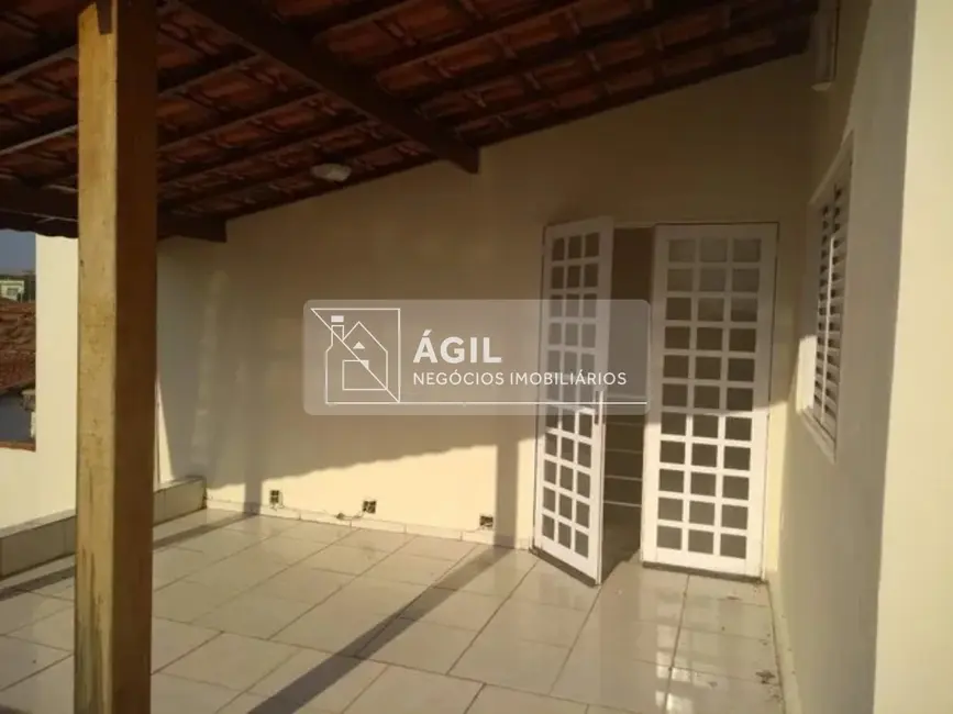 Foto 3 de Casa com 3 quartos à venda, 200m2 em Vila Antônio Augusto Luiz, Cacapava - SP