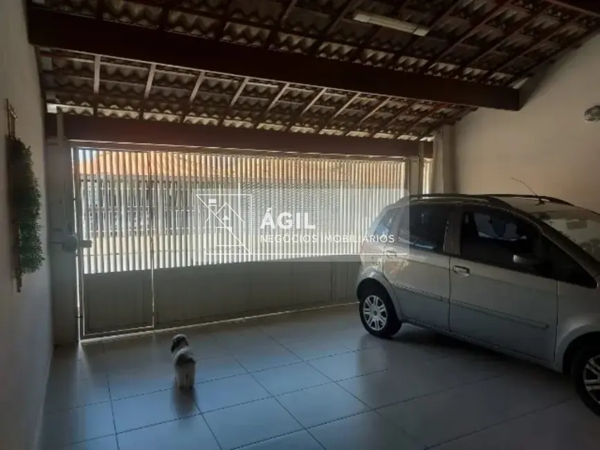 Foto 2 de Casa com 4 quartos à venda, 180m2 em Sao Jose Dos Campos - SP