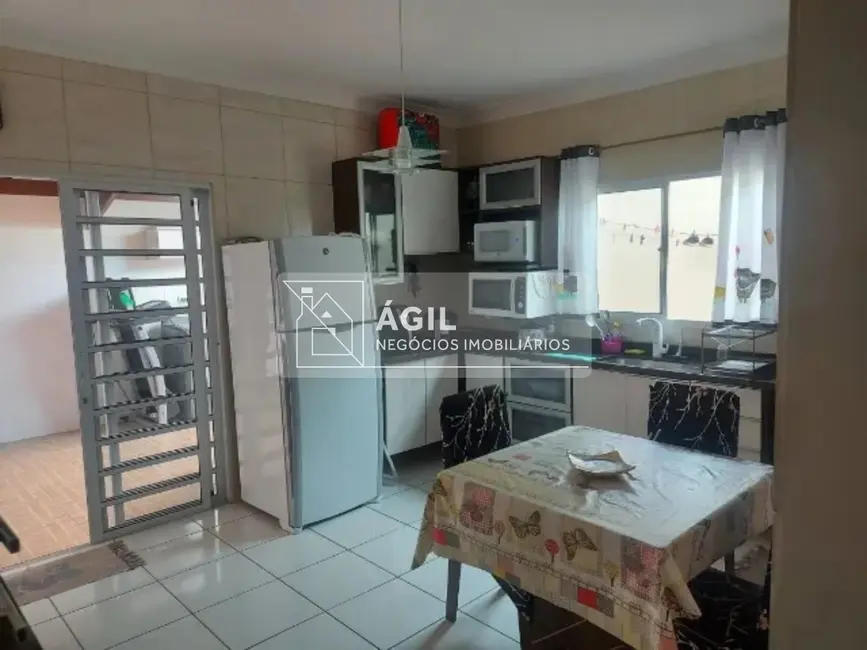 Foto 4 de Casa com 4 quartos à venda, 180m2 em Sao Jose Dos Campos - SP