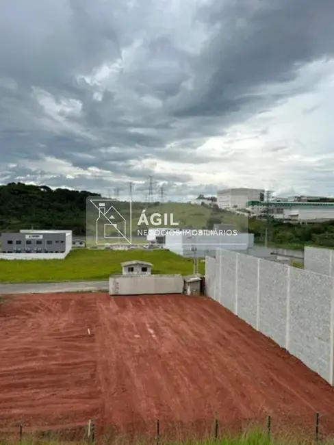 Foto 3 de Terreno / Lote à venda, 639m2 em Rio Comprido, Jacarei - SP