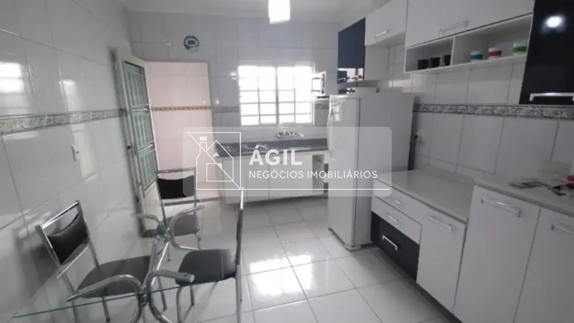 Foto 1 de Casa com 2 quartos à venda, 125m2 em Sao Jose Dos Campos - SP