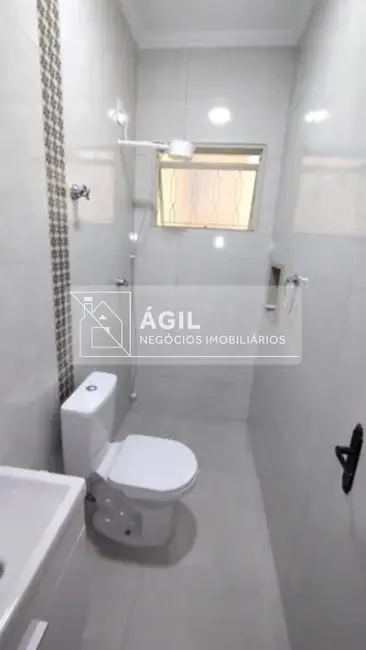 Foto 2 de Casa com 2 quartos à venda, 125m2 em Sao Jose Dos Campos - SP