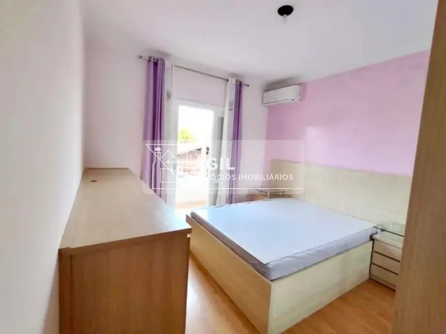 Foto 3 de Casa com 3 quartos à venda, 125m2 em Sao Jose Dos Campos - SP