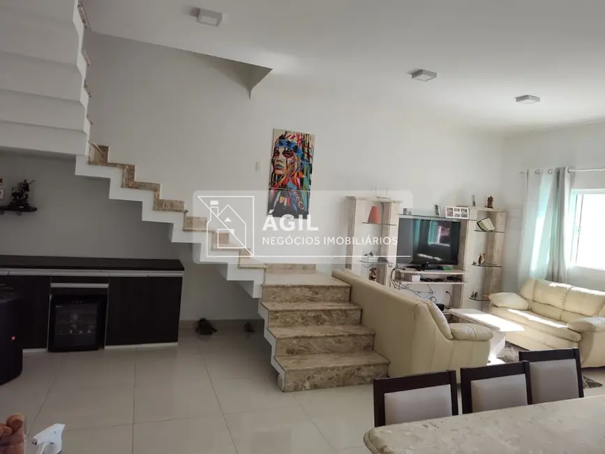 Foto 4 de Casa de Condomínio com 3 quartos à venda, 150m2 em Sao Jose Dos Campos - SP