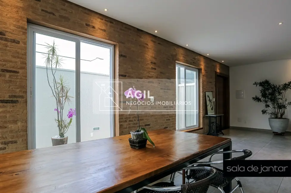 Foto 9 de Casa de Condomínio com 3 quartos à venda, 250m2 em Sao Jose Dos Campos - SP