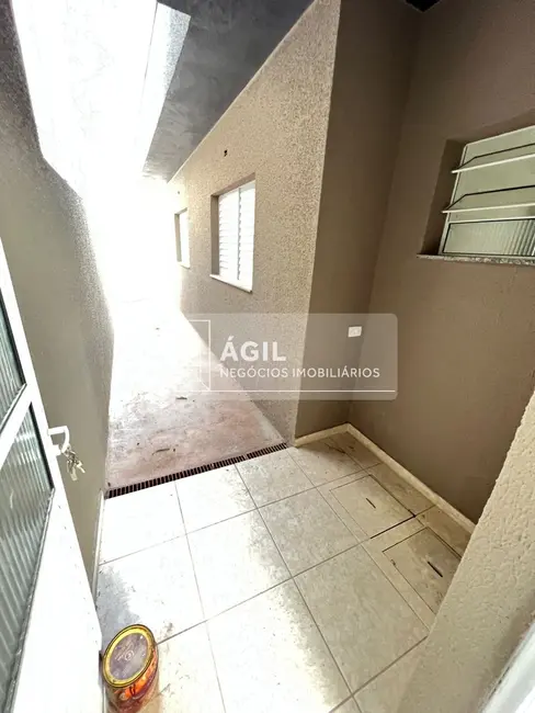 Foto 2 de Casa com 2 quartos à venda, 70m2 em Jardim Colinas, Jacarei - SP