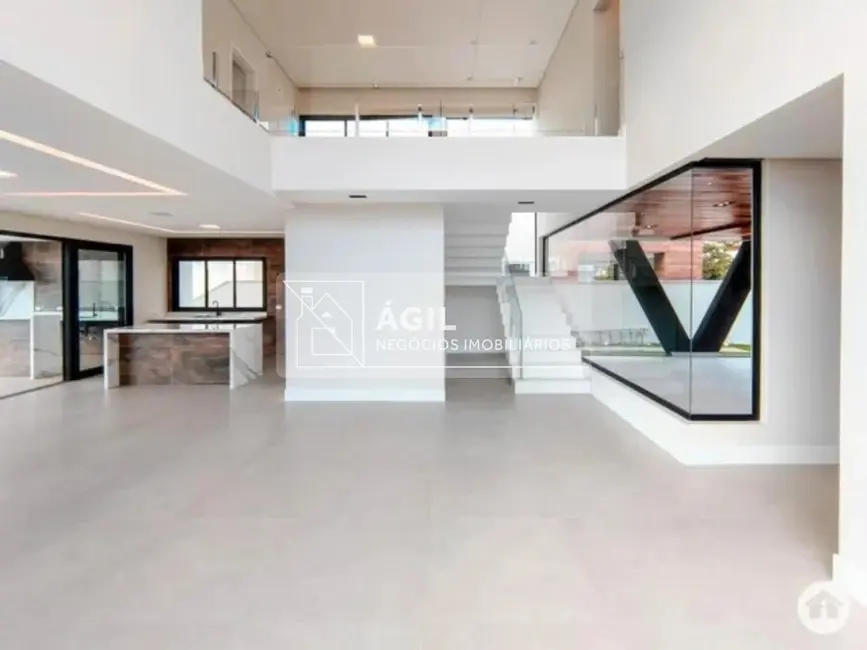 Casa de Condomínio com 5 quartos à venda, 540m2 em Sao Jose Dos Campos - SP - imagem 2 Foto 2 de Casa de Condomínio com 5 quartos à venda, 540m2 em Sao Jose Dos Campos - SP