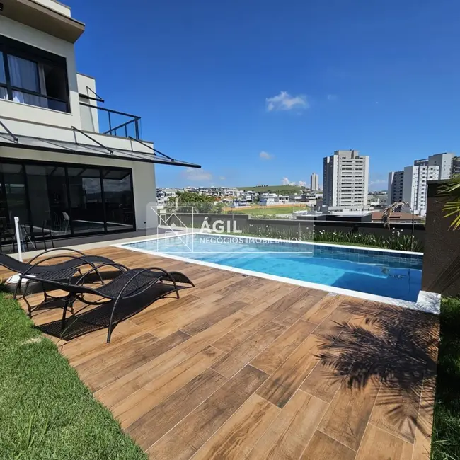 Casa de Condomínio com 4 quartos à venda, 262m2 em Sao Jose Dos Campos - SP - imagem 2 Foto 2 de Casa de Condomínio com 4 quartos à venda, 262m2 em Sao Jose Dos Campos - SP