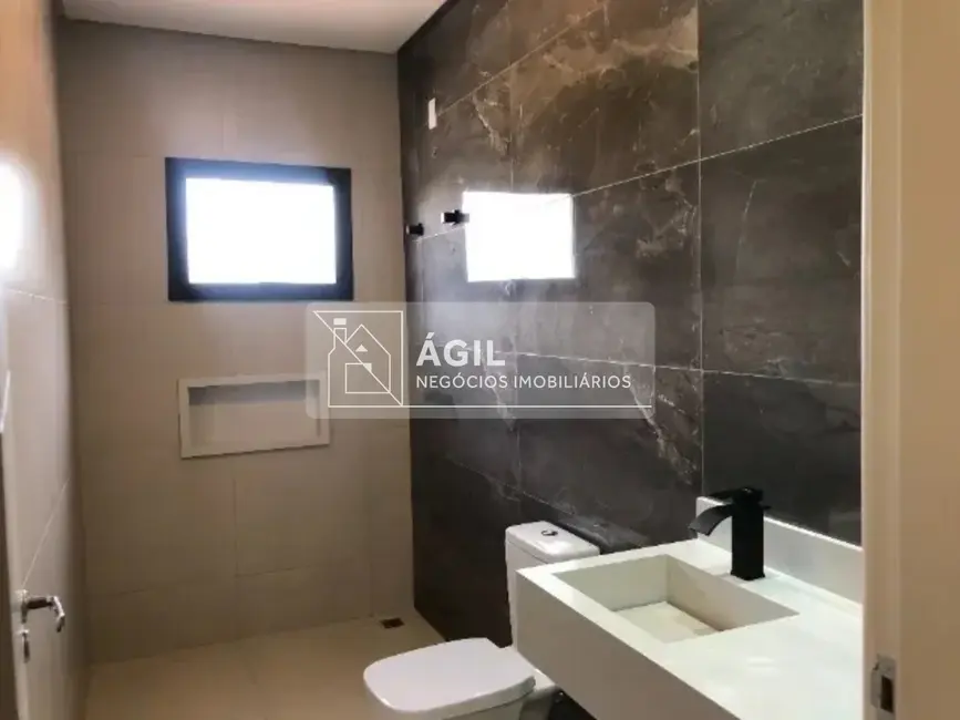 Foto 4 de Casa de Condomínio com 5 quartos à venda, 350m2 em Sao Jose Dos Campos - SP