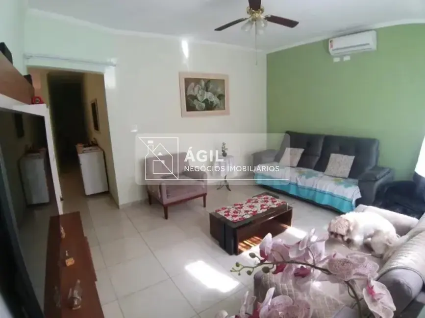 Foto 7 de Casa com 3 quartos à venda, 250m2 em Loteamento Villa Branca, Jacarei - SP